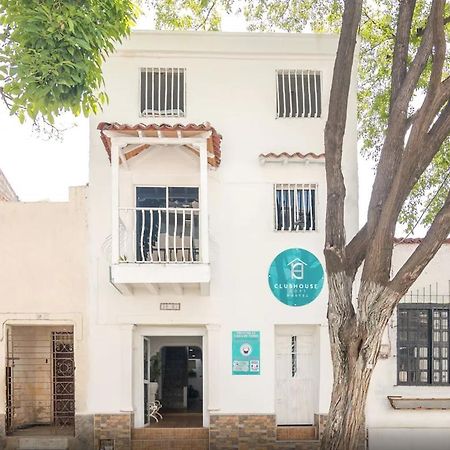 Ayenda 1627 Club House Hotel Санта Марта Екстериор снимка